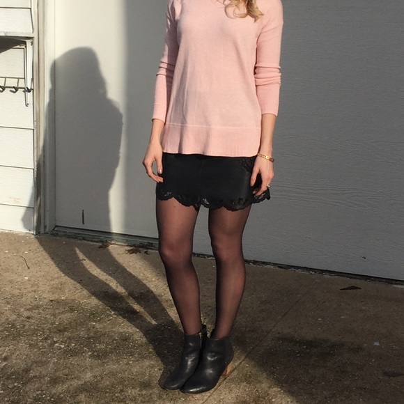 BCBG faux Leather black mini skirt - Picture 2 of 5